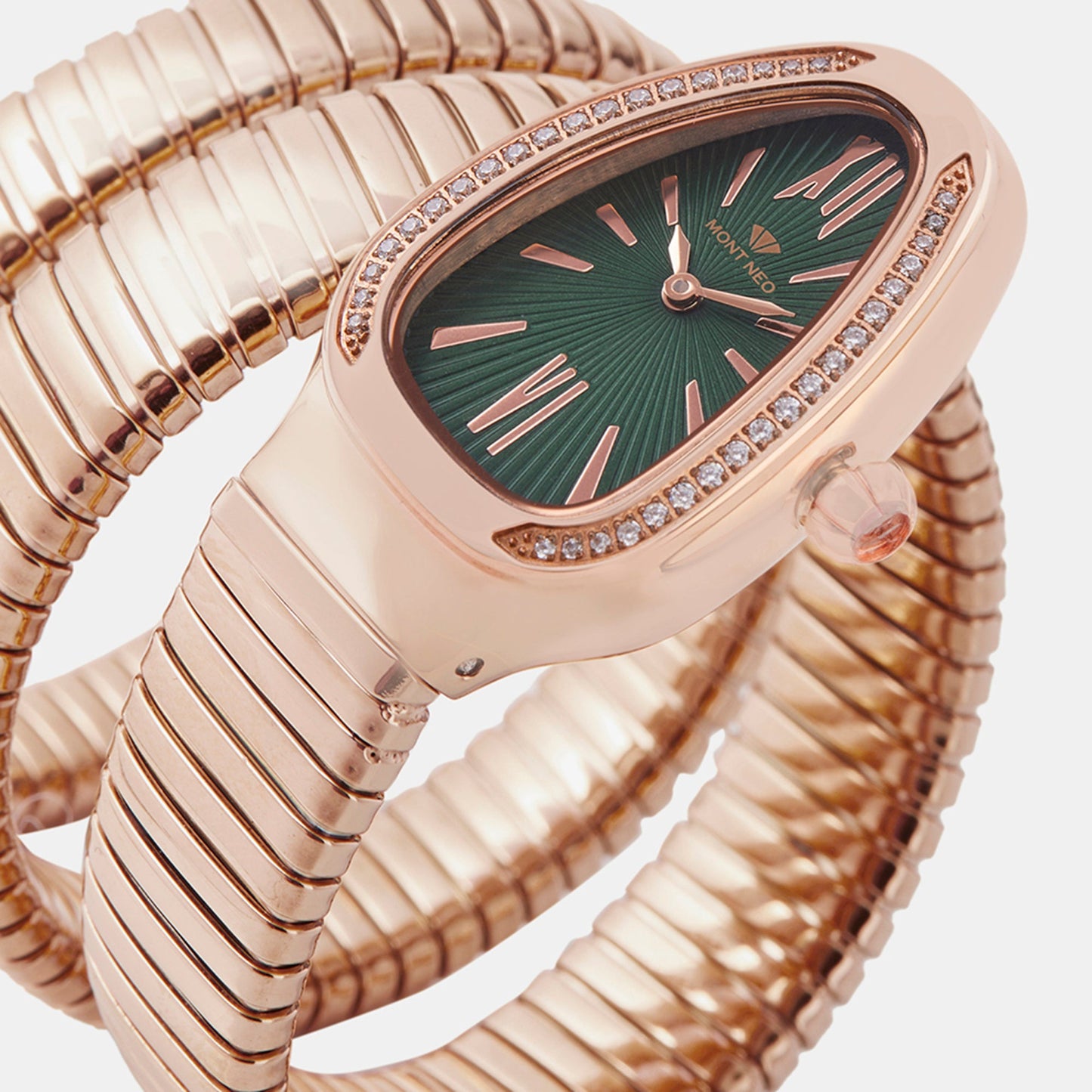 Mont Neo 32 mm Oval Quartz watch